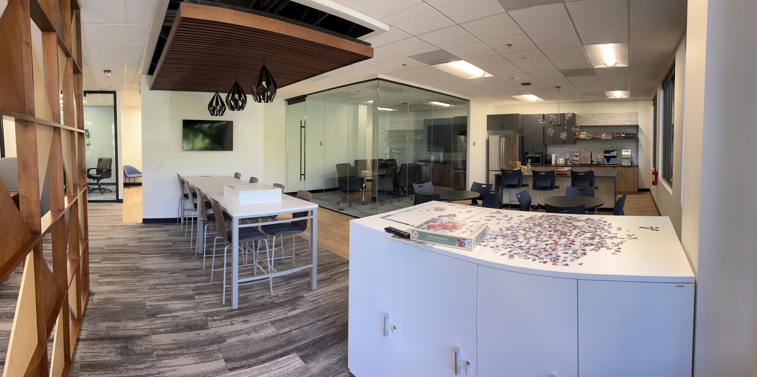 A&B Builders, a premier tenant finish contractor based in Denver, Colorado, recently completed a high-quality interior build-out for a new tenant at Denver West, a highly sought-after office and business campus located in the thriving West Denver submarket near Golden.